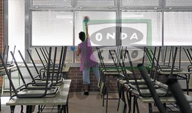 UGT denuncia precariedad laboral en la empresa de limpieza de instalaciones municipales