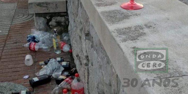 Alcohol y bronca en el muelle Don Luis