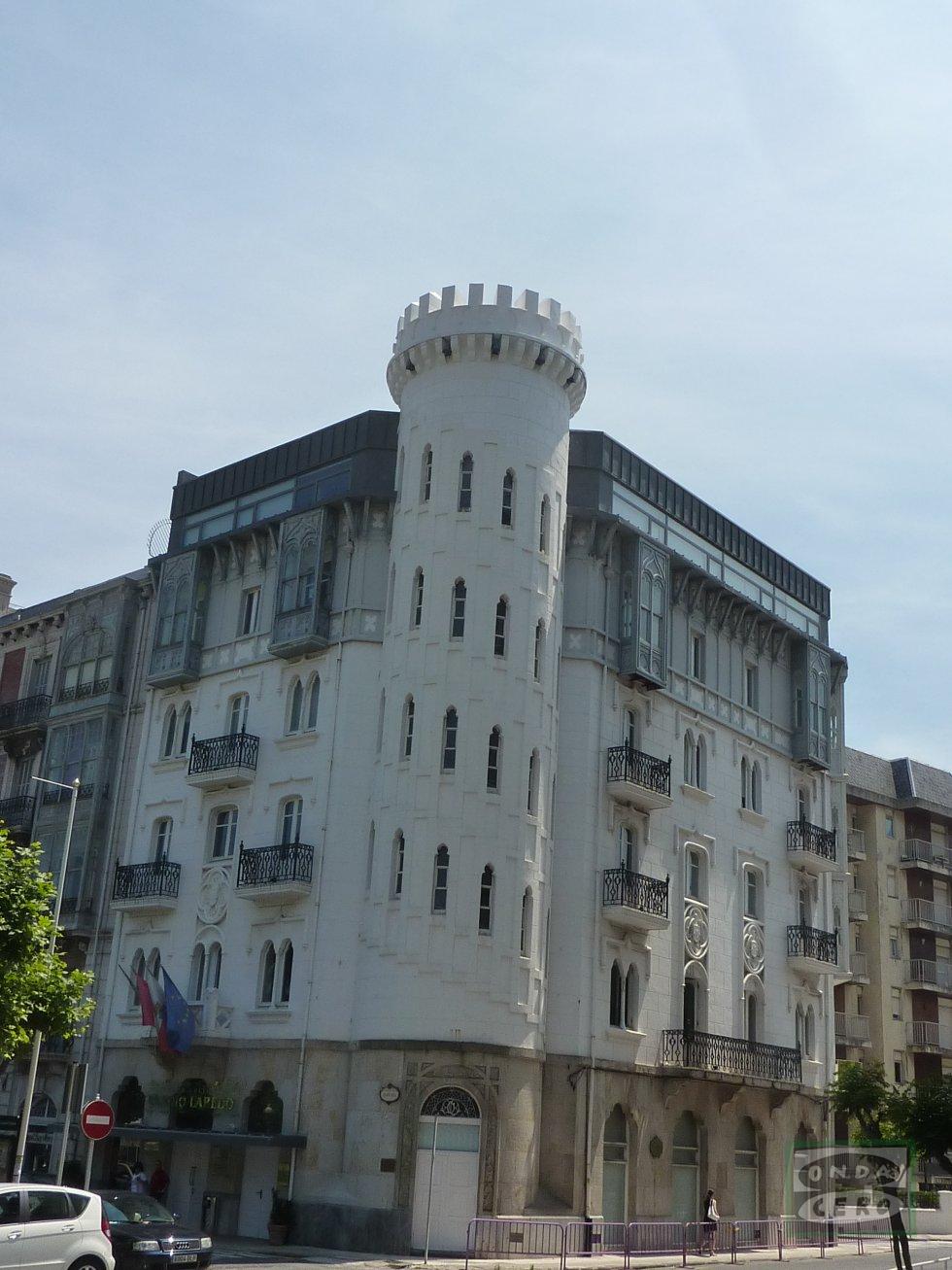 Reparación de los balcones del Edificio Royal