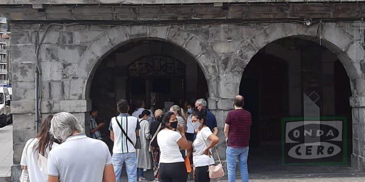 Colas en la atención ciudadana