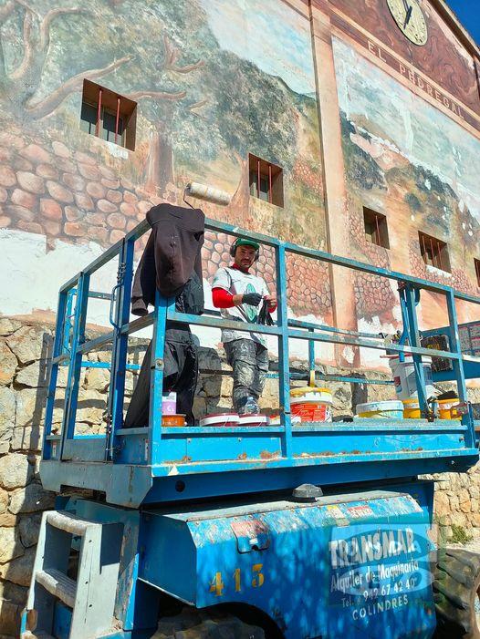 Steve Camino concluirá a finales de semana el tercer mural marinero en El Pedregal