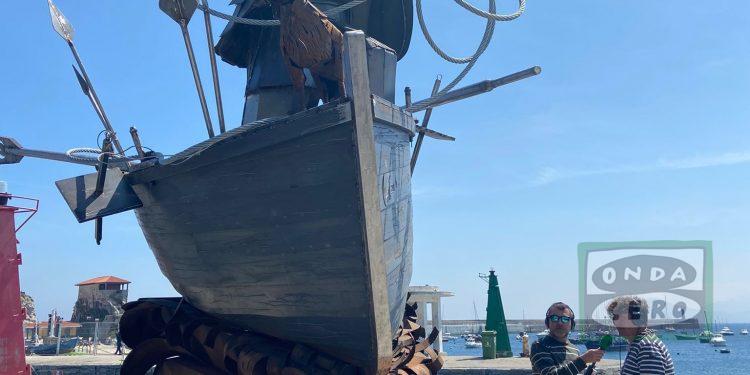 Orgullosos de la escultura ballenera