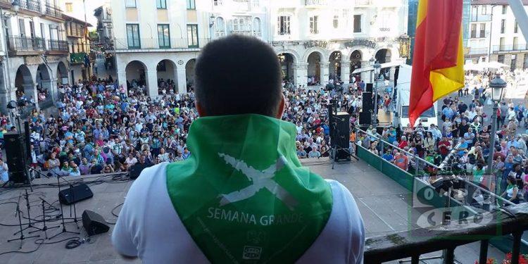 Nuevo rechazo del Pleno de Castro al aumento en 464.000 euros del capítulo de fiestas