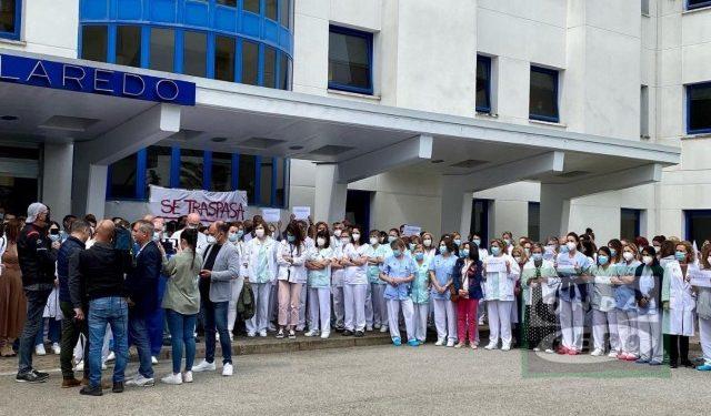 Once médicos se incorporan de manera inmediata al hospital de Laredo