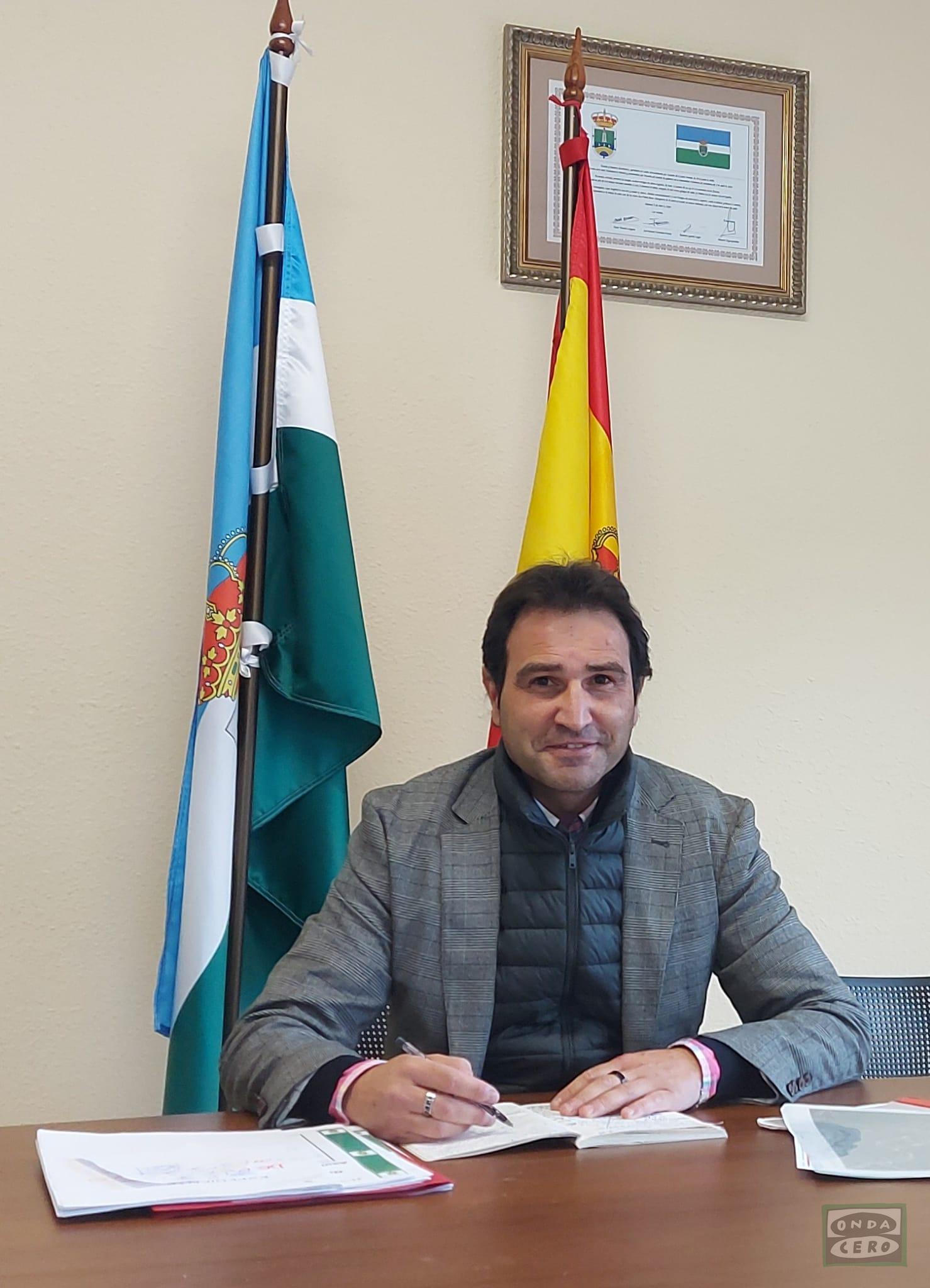 El alcalde de Sámano subraya la importancia de las cuatro obras financiadas por el Ayuntamiento que mejorarán la calidad de vida de los vecinos de la pedanía