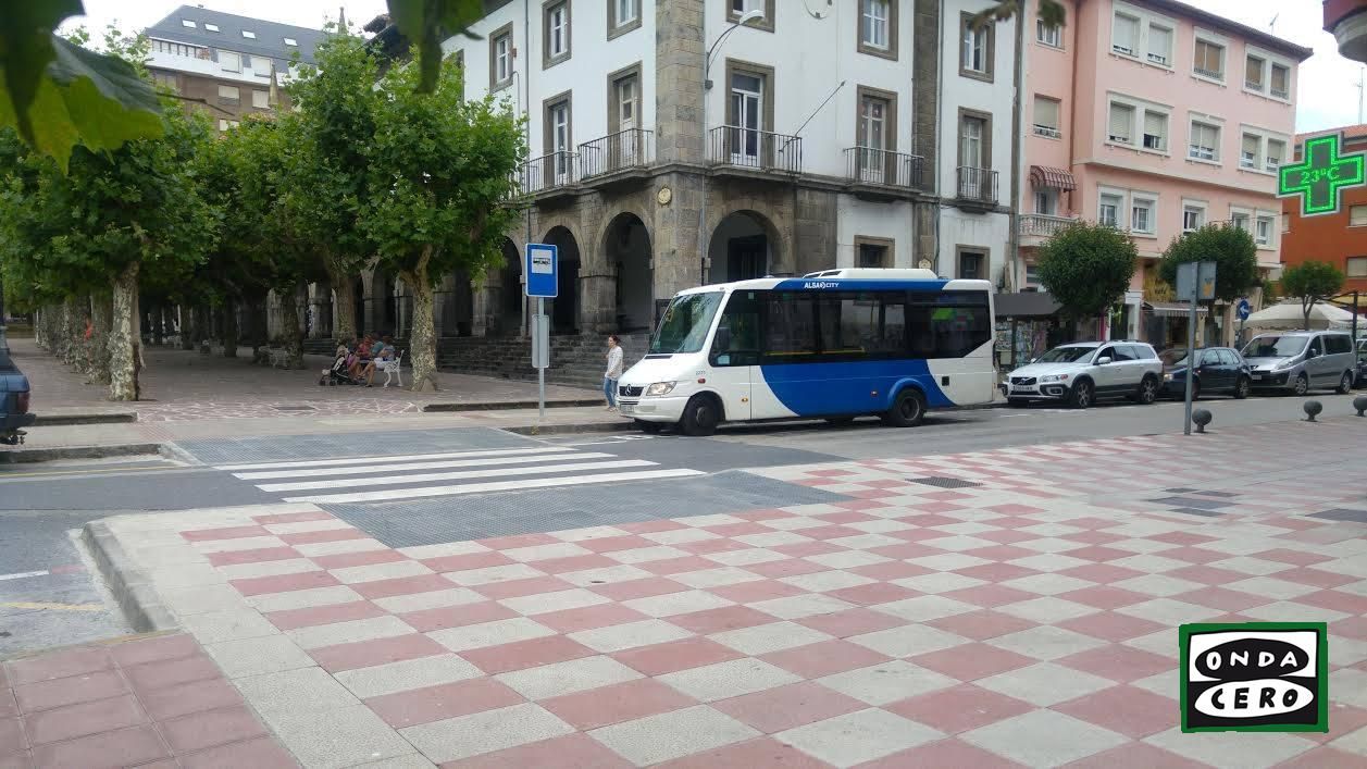 Paros parciales indefinidos en el servicio nocturno búho del Castrobus