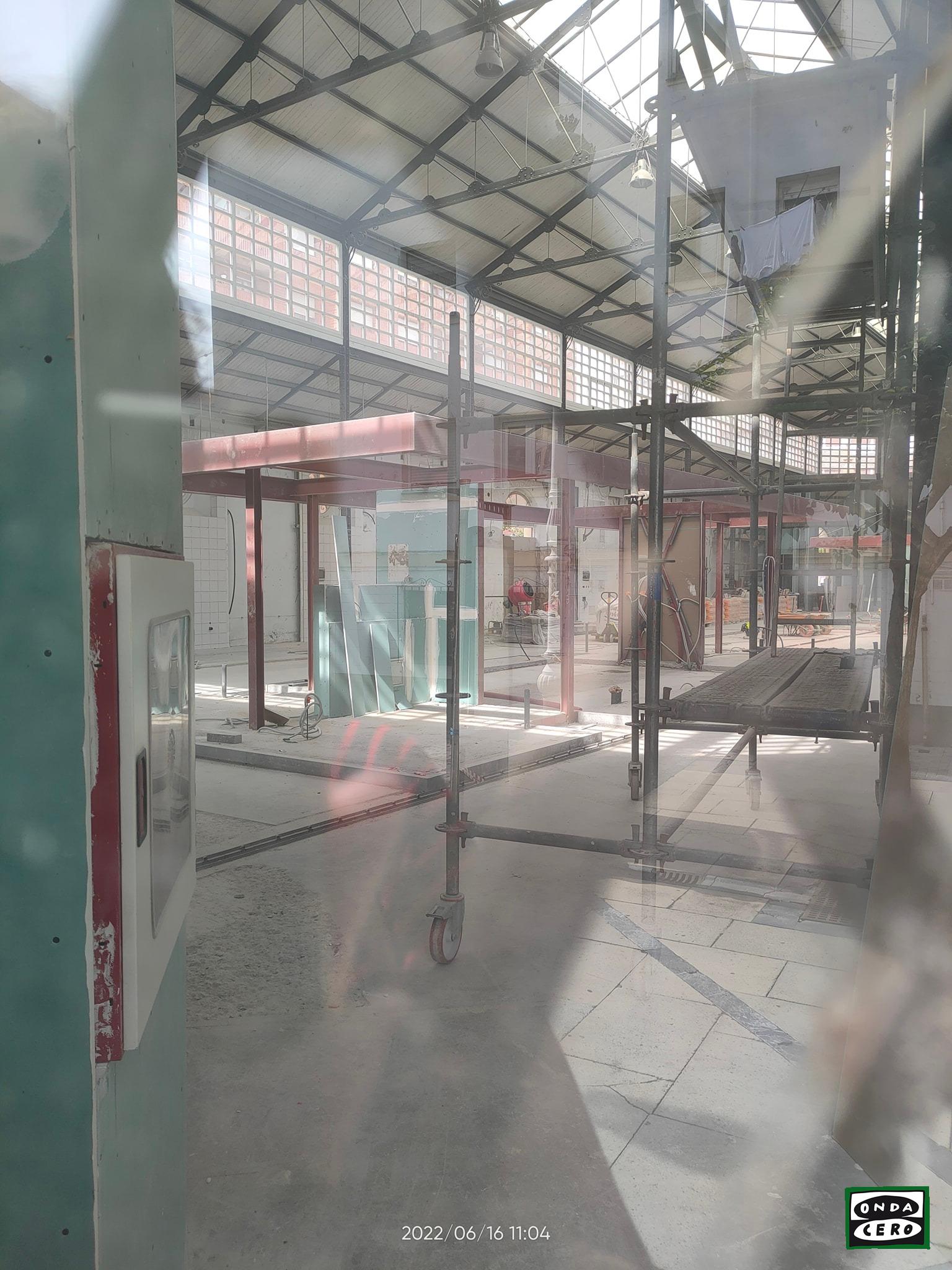 Retrasos en las obras del interior y exterior del mercado de Castro Urdiales