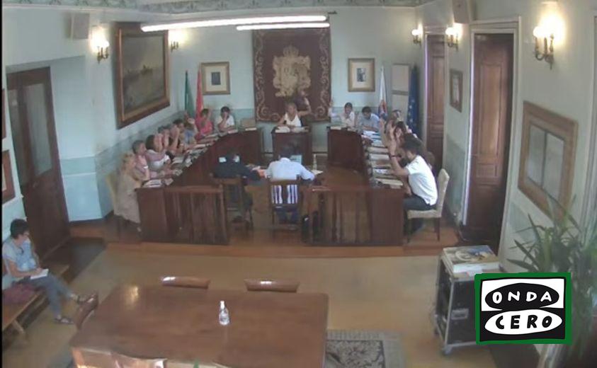 El Pleno pide actuar con celeridad en la búsqueda de una solución ante el incumplimiento del contrato del Castrobus