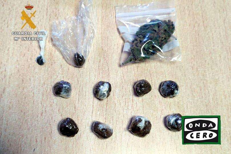 Investigado un menor de edad de Castro al que la Guardia Civil le ha intervenido marihuana y hachís junto a uno de los IES de la ciudad