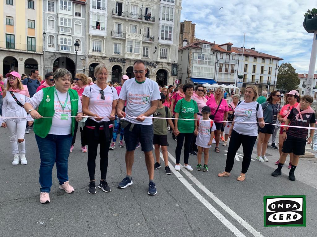 Pesquera reafirma el compromiso del Gobierno con la prevención y tratamiento de las enfermedades oncológicas