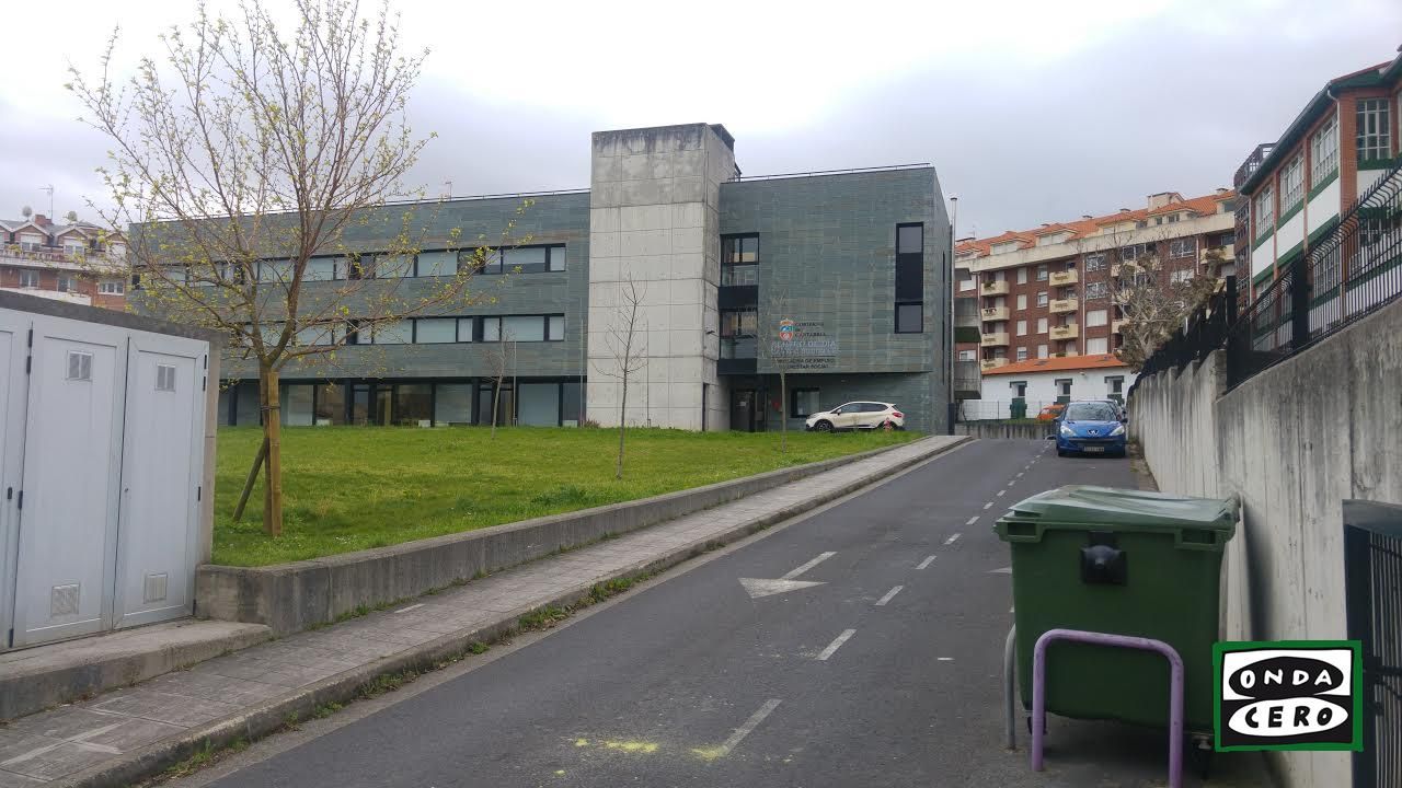 Unanimidad en el Parlamento de Cantabria en contra del cierre del Centro de día de Castro Urdiales