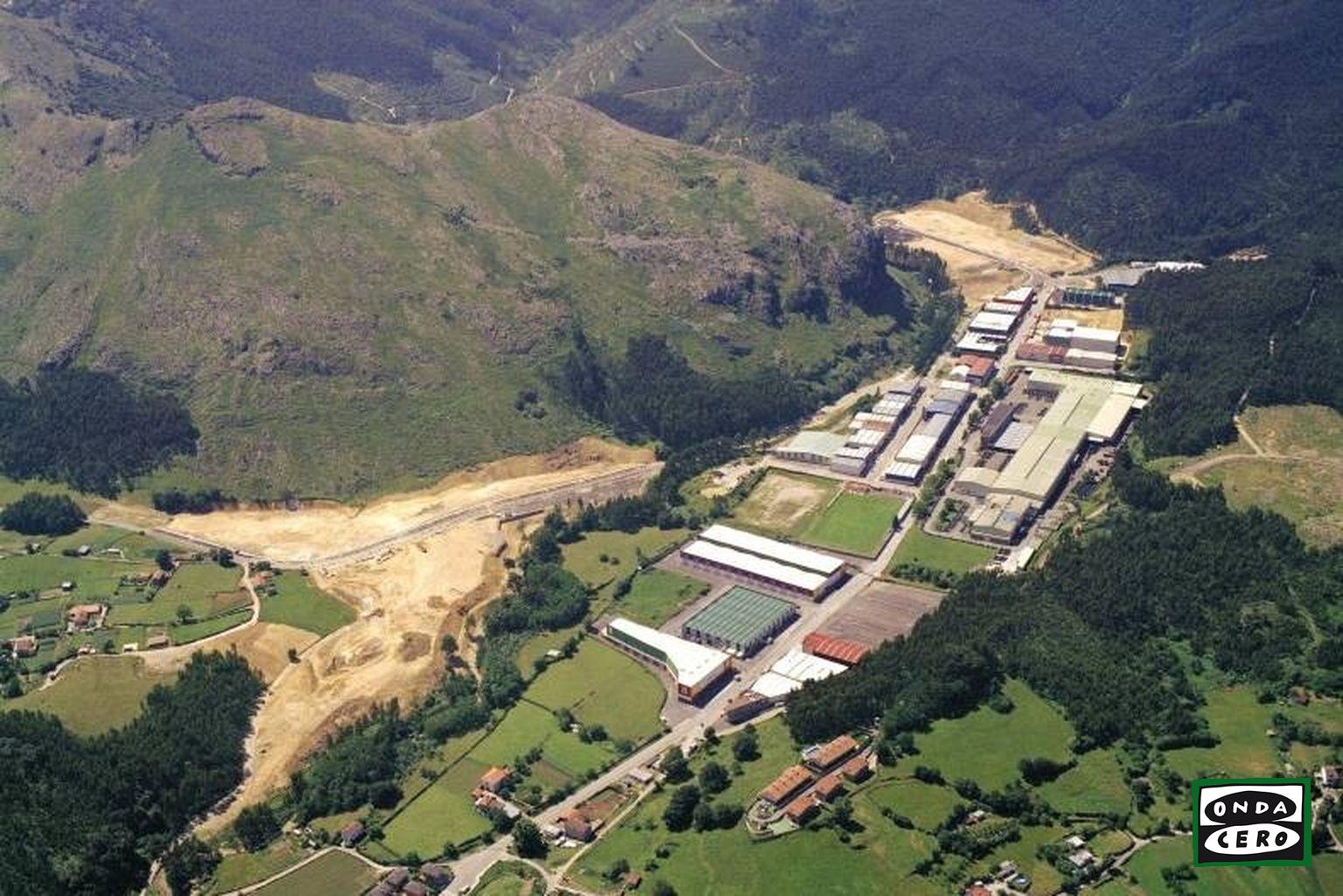 Concesión de licencia a la empresa Conortrans tras ampliar nave en Vallegón