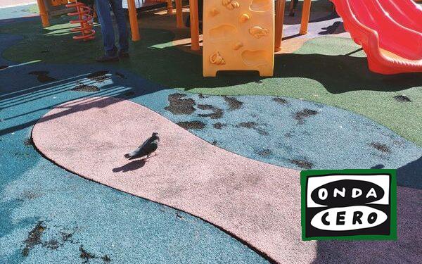 El lunes comienza la sustitución y mejora del suelo de caucho del parque infantil de Amestoy
