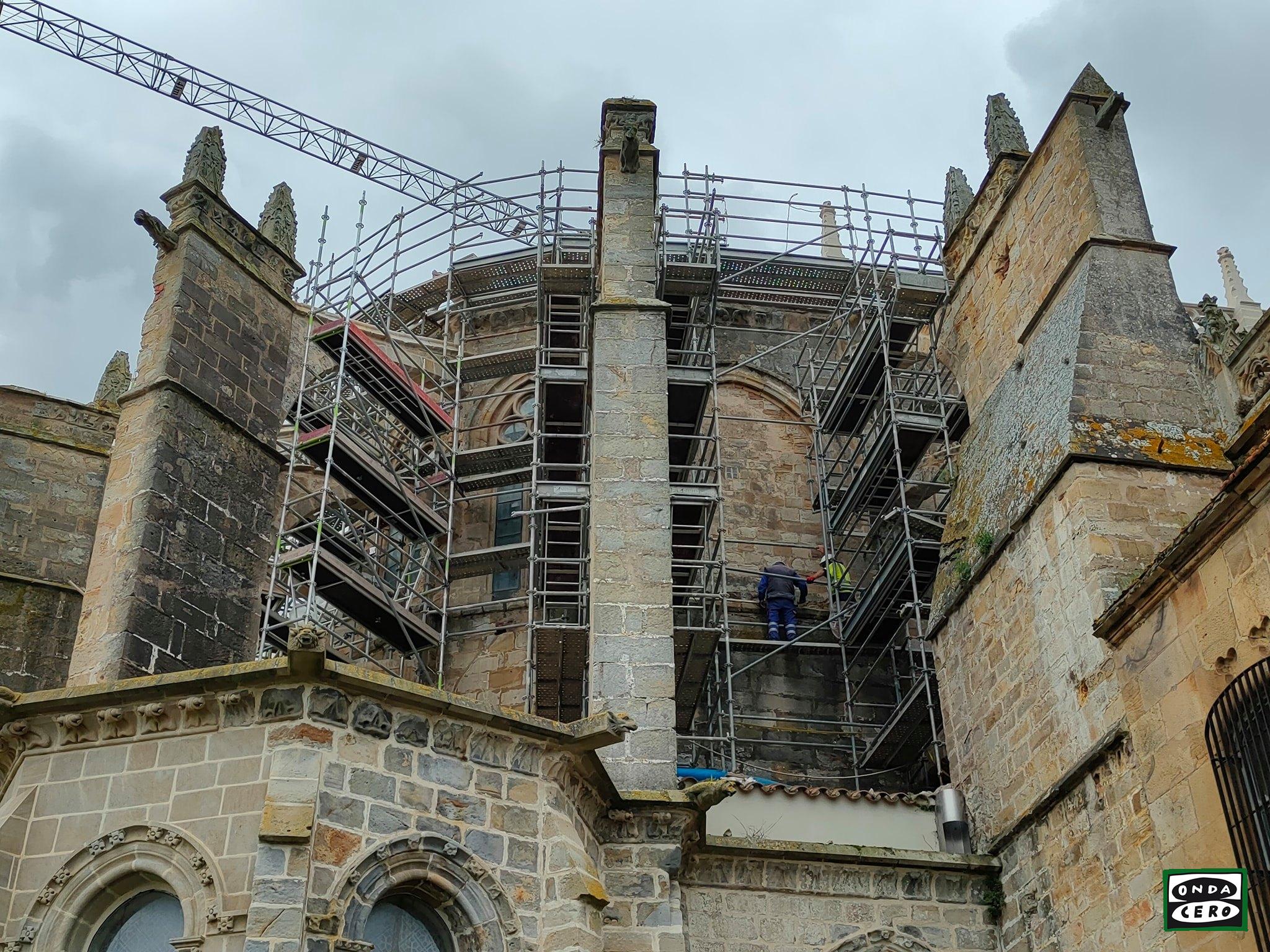 Adjudicadas las obras de restauración de los muros exteriores de la nave central de Santa María