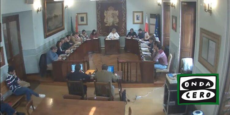 El Pleno de Castro aprueba modificaciones presupuestarias para el pago de obras en ejecución, gastos generales y aumento de subvenciones