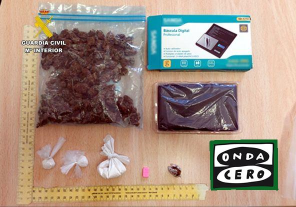 Tres detenidos por la Guardia Civil, por presunto tráfico de drogas al menudeo en Castro Urdiales, Laredo y El Astillero