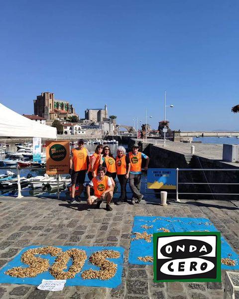 Recogidas 2.500 colillas de la Dársena de Castro Urdiales