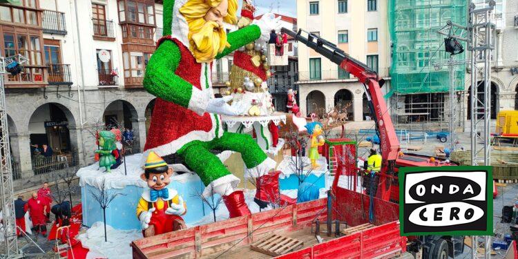 El Ayuntamiento de Castro adjudica a la empresa Francis-2 el  montaje de la decoración navideña