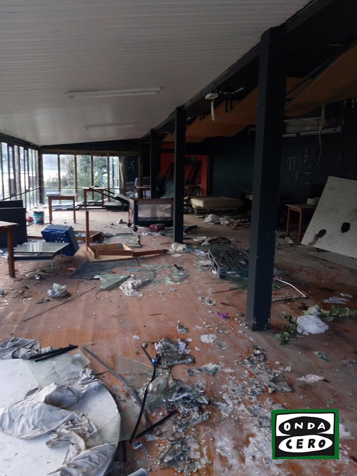 Demolición subsidiaria del antiguo restaurante El Langostero de Islares