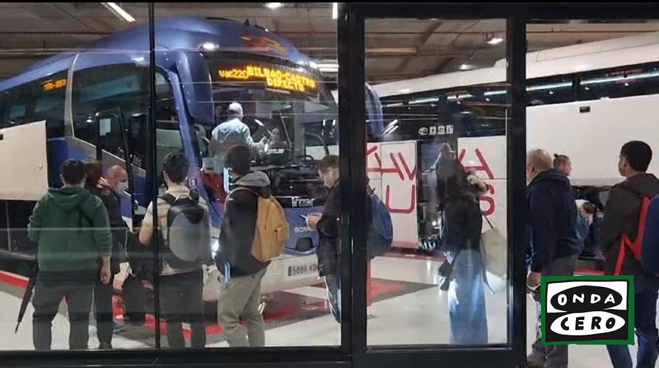 Podemos-IU vuelven a exigir la recuperación y refuerzo de las frecuencias del autobús Castro-Barakaldo-Bilbao