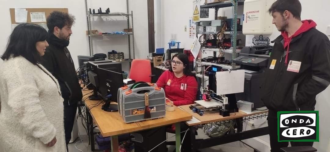 Mejora de las redes y equipos informáticos de Castro, a cargo de los alumnos trabajadores de la Escuela de talento jóven