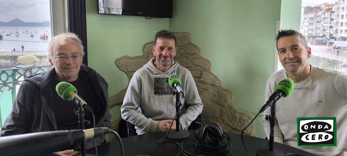 Experiencia muy gratificante a nivel humano, así describen los tres policías locales de Castro su viaje a Valencia para entregar ayuda humanitaria