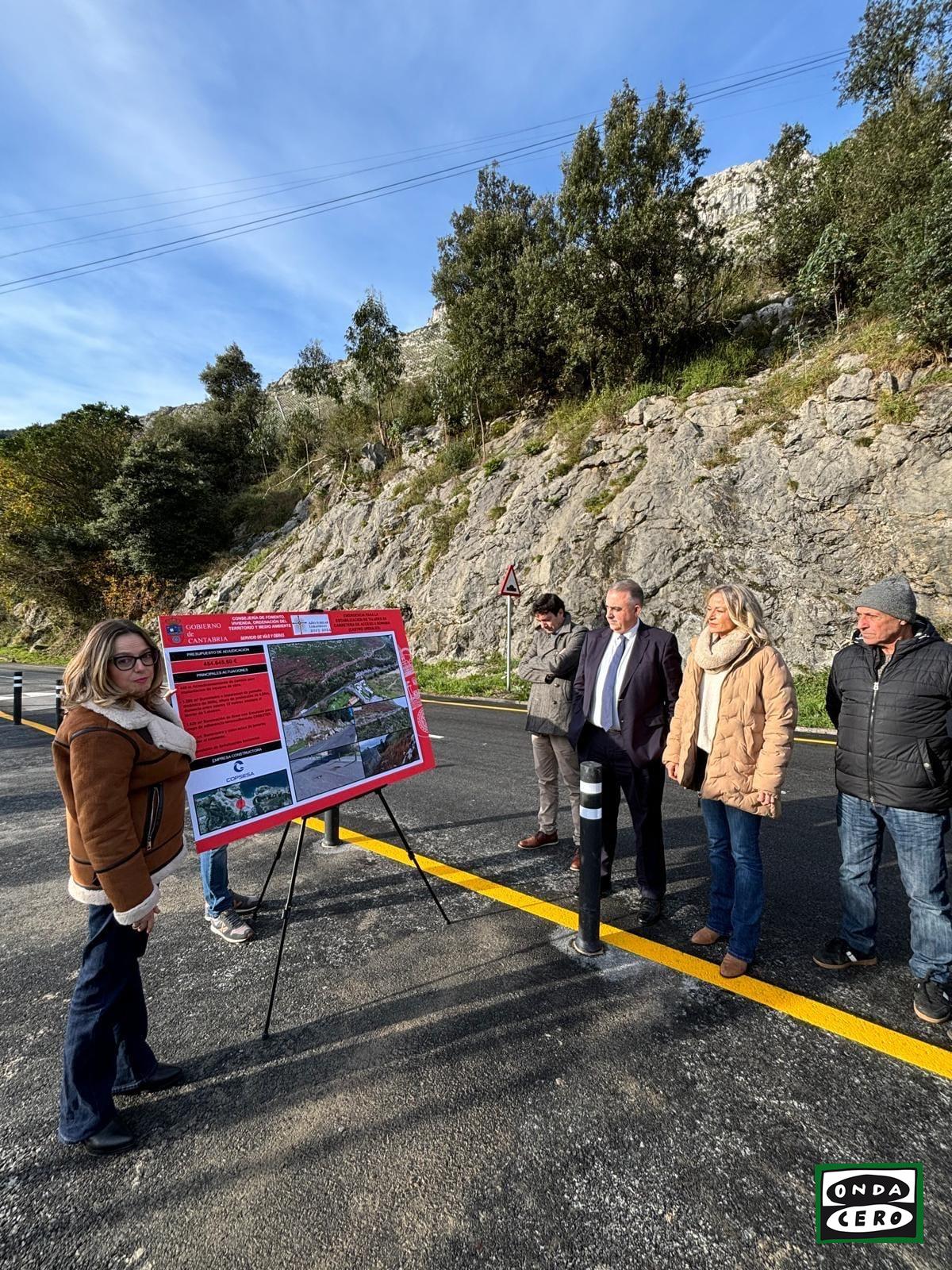 Inauguradas las obras de reparación del talud que provocó desprendimientos en la carretera a Sonabia