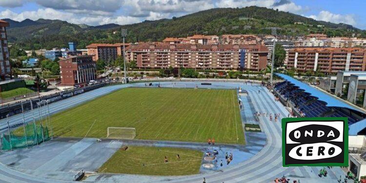 Castro pide al Gobierno regional colaboración para reparar y homologar las pistas del Estadio Riomar