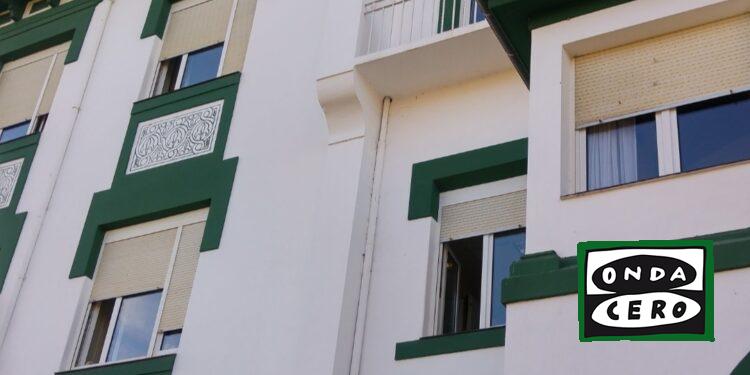 El Ayuntamiento tratará de adjudicar un contrato de emergencia para renovar íntegramente el sistema de fontanería de la Residencia municipal de la 3ª edad de Castro