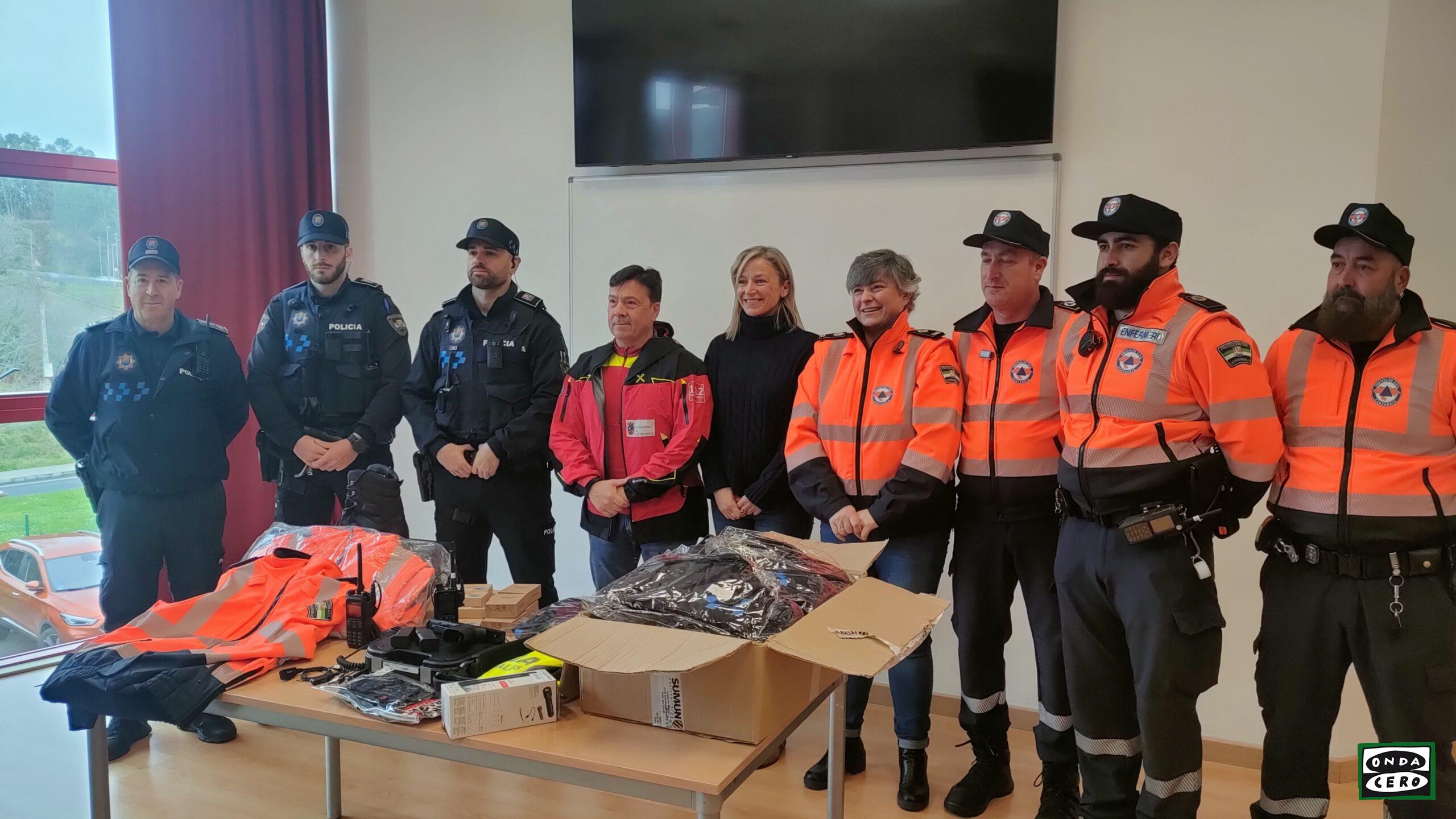 Presentación del nuevo material para los servicios de emergencia de Castro Urdiales