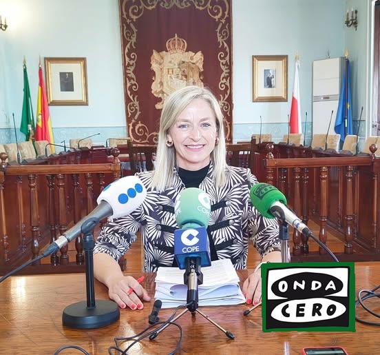 La Alcaldesa de Castro insinúa un posible pelotazo urbanístico en la parcela del colegio El Pedregal
