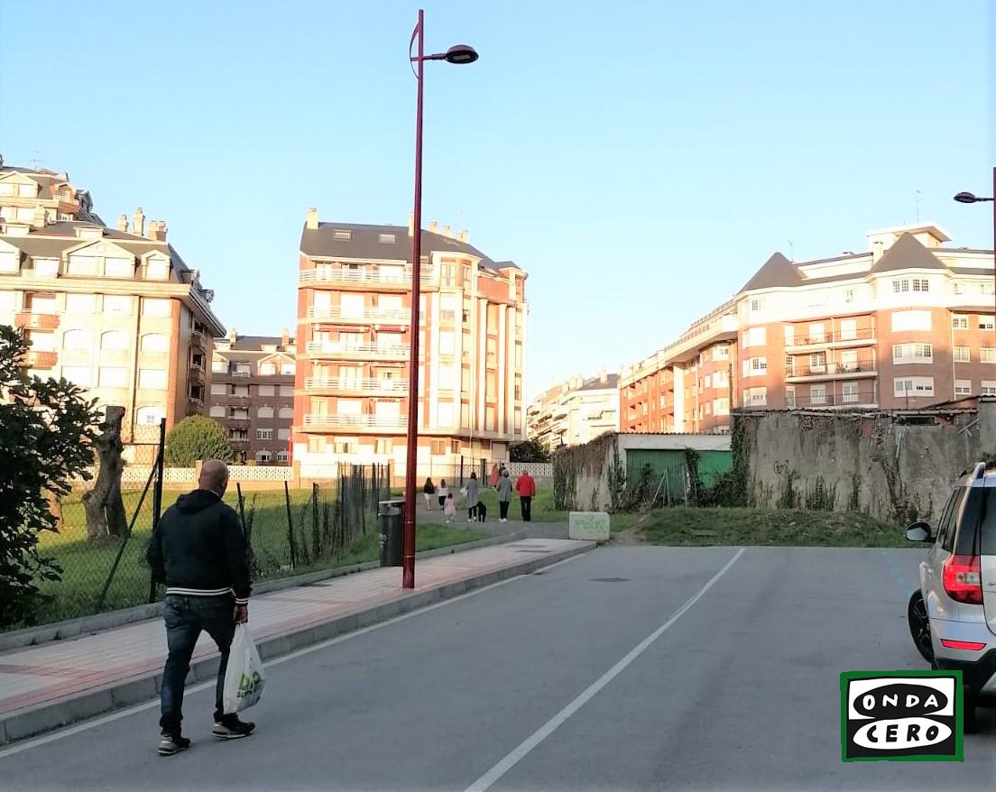 El Ayuntamiento de Castro pone en marcha los trámites de expropiación para poder completar 45 años después el vial de Riomar