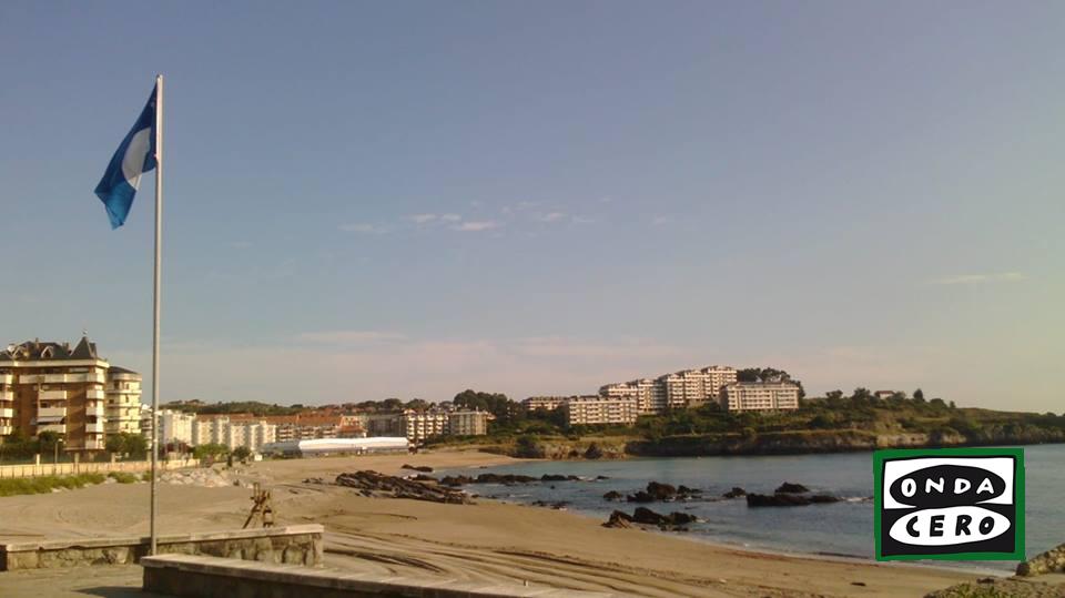 Castro Urdiales mantiene las tres banderas azules en sus playas