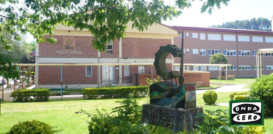 El Pleno del Parlamento de Cantabria pide al Gobierno que en un mes redacte el proyecto del nuevo gimnasio del IES Zapatero