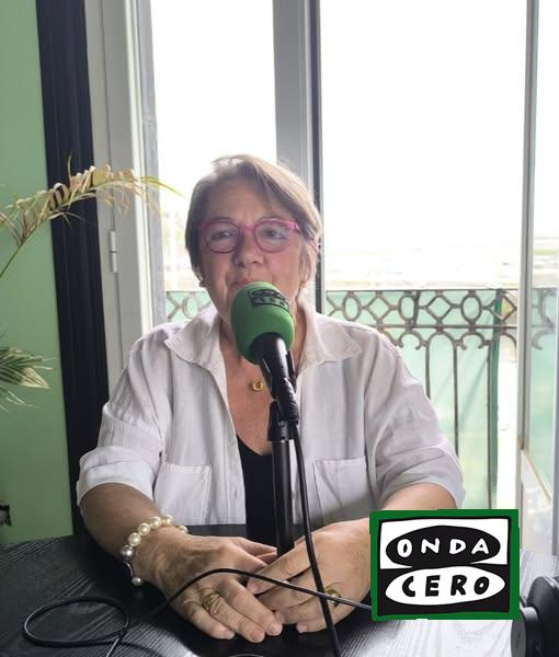 La Alcaldesa de Islares, a favor de la regulación del aparcamiento estival en Arenillas