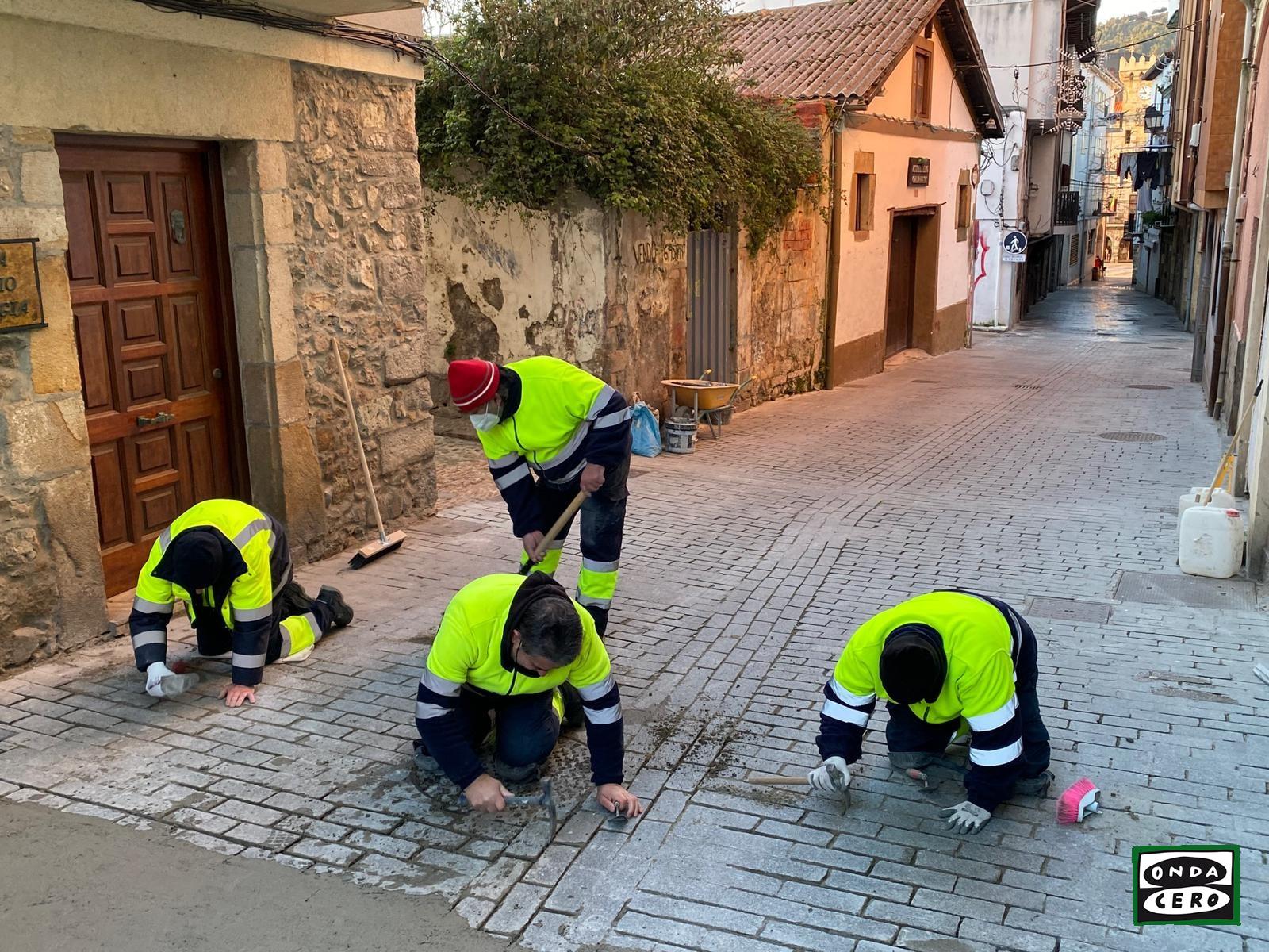 El Ayuntamiento de Castro Urdiales aprueba las bases y convocatoria del proceso selectivo para crear una bolsa de empleo de operario de obras