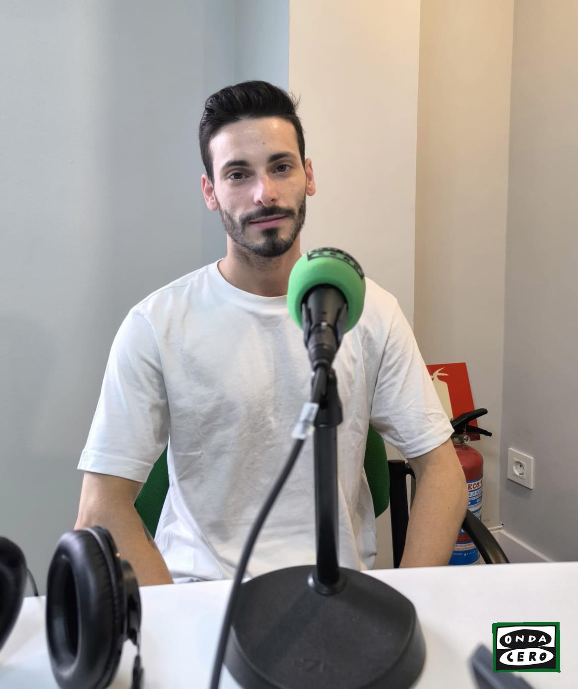 El castreño Rafael Jiménez, aspirante a representar a Cantabria en el certamen de belleza Míster RNB