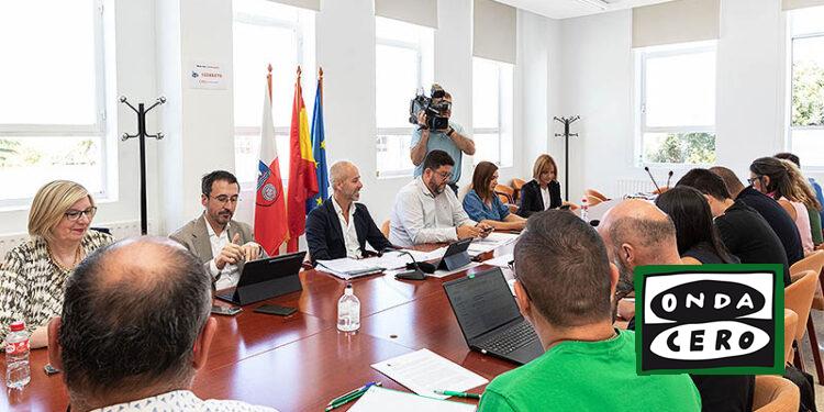 Los sindicatos vuelven a rechazar la propuesta de mejora salarial y el Consejero Silva apela a la responsabilidad de la Junta de personal docente por los daños que puede causar a la educación pública la huelga convocada a principio de curso