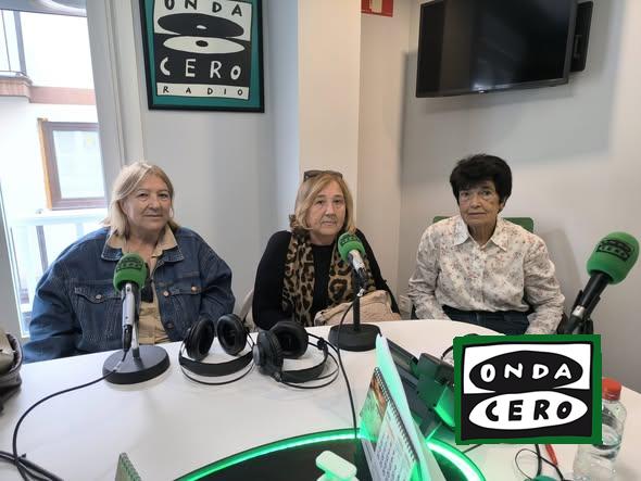 Movilización del Plataforma de pensionistas de Castro para exigir que se mejoren las frecuencias en el transporte con los hospitales de Laredo y Valdecilla