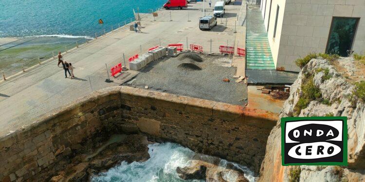 El PSOE de Castro denuncia ‘dejadez’ del Gobierno de Cantabria en la finalización de las obras del socavón junto al pabellón náutico